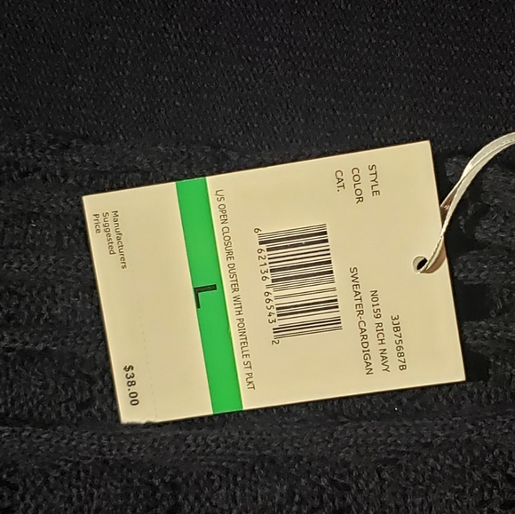 Sweater - Picture 3 of 4